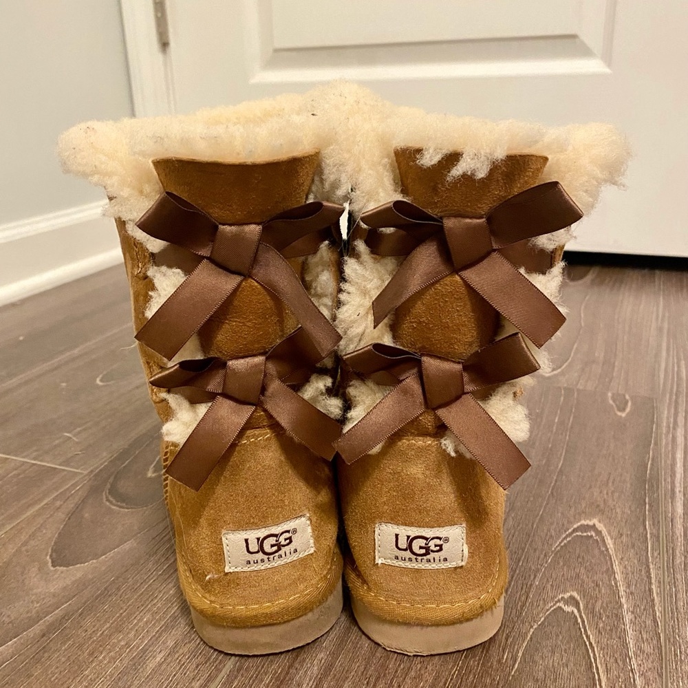 UGG Women's Bailey Bow II Casual Boots - Chestnut Size 9